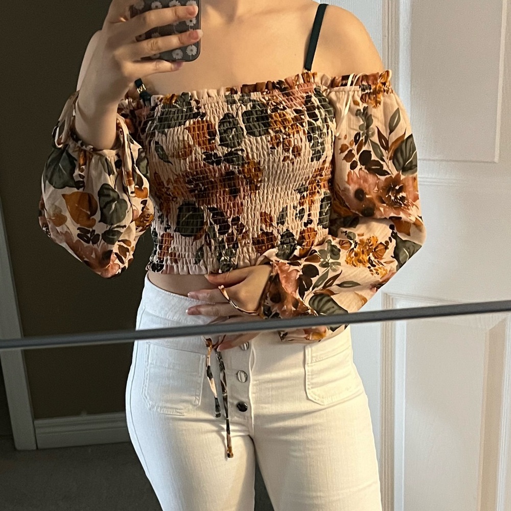 Floral Puff Sleeve Top
